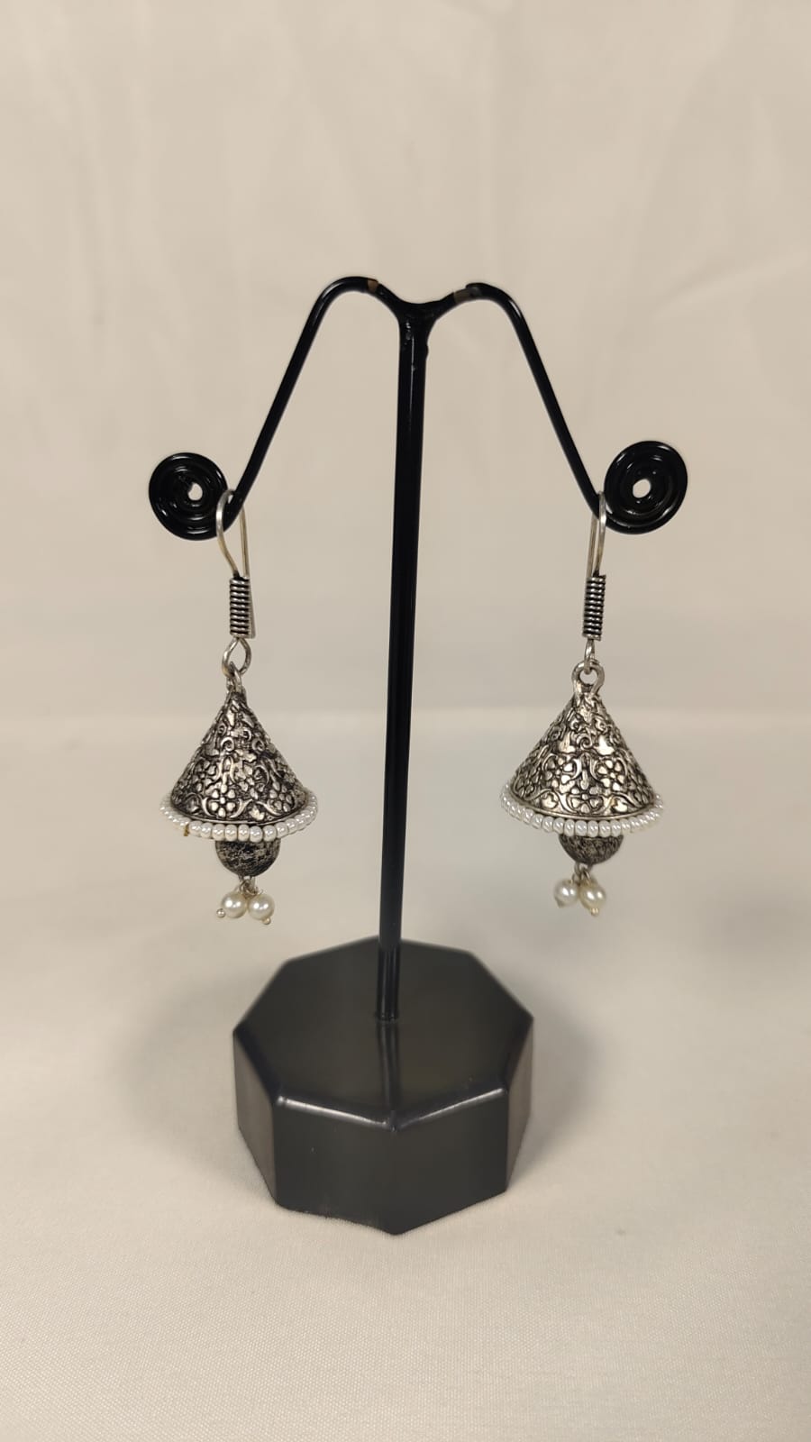 Jhumki with pearl drop