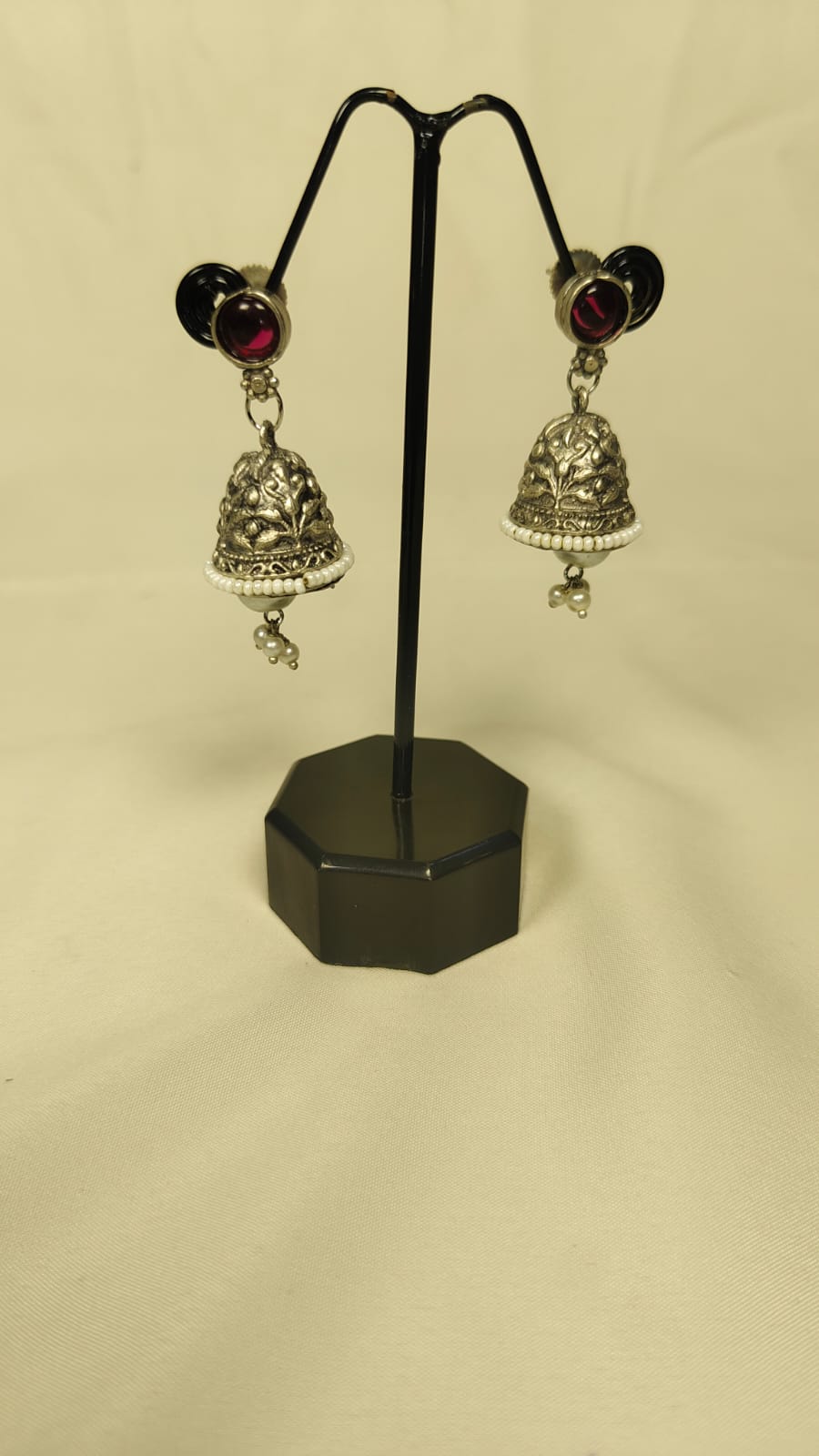Jhumki with pearl drop