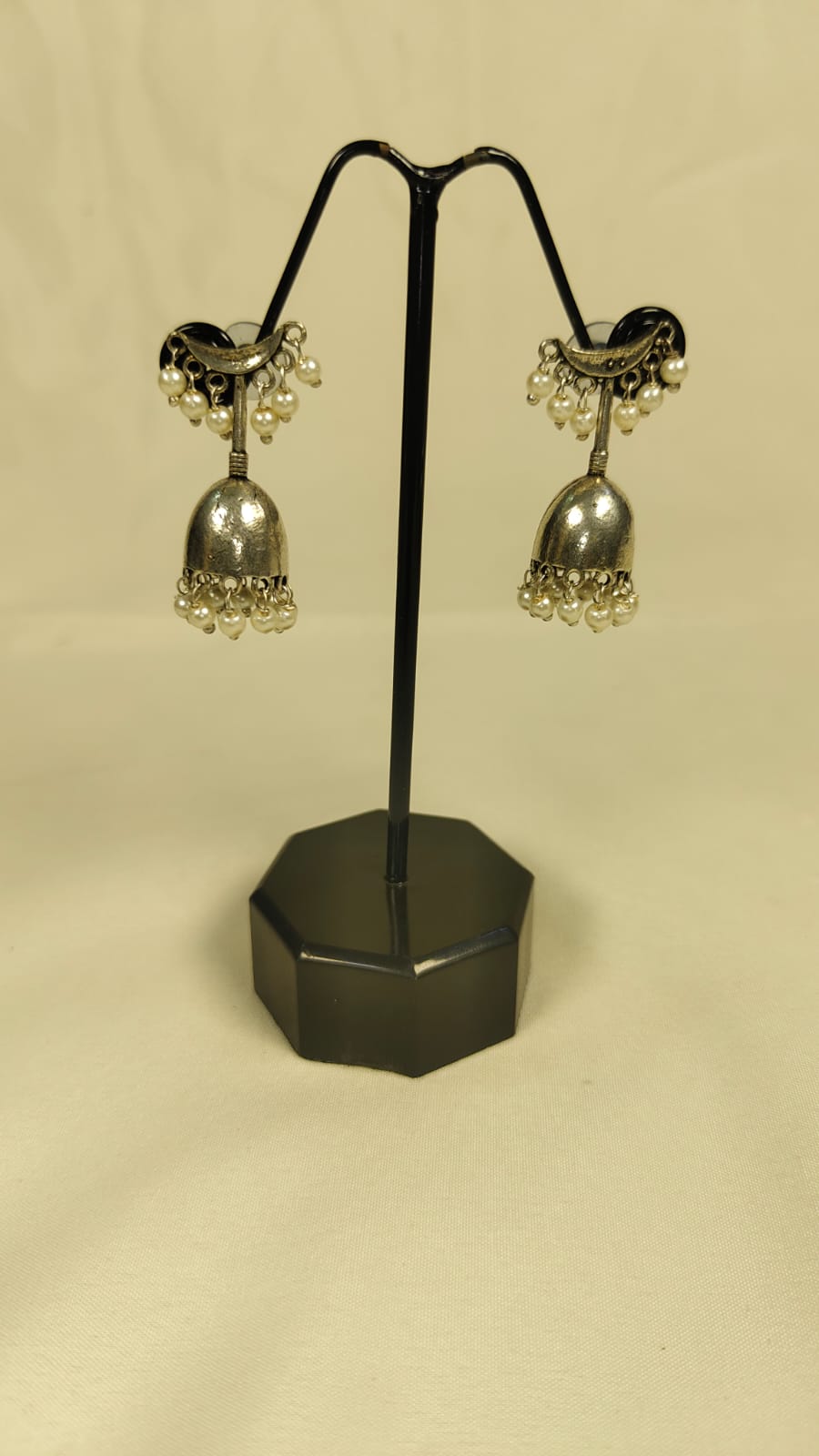 Jhumki with pearl drop