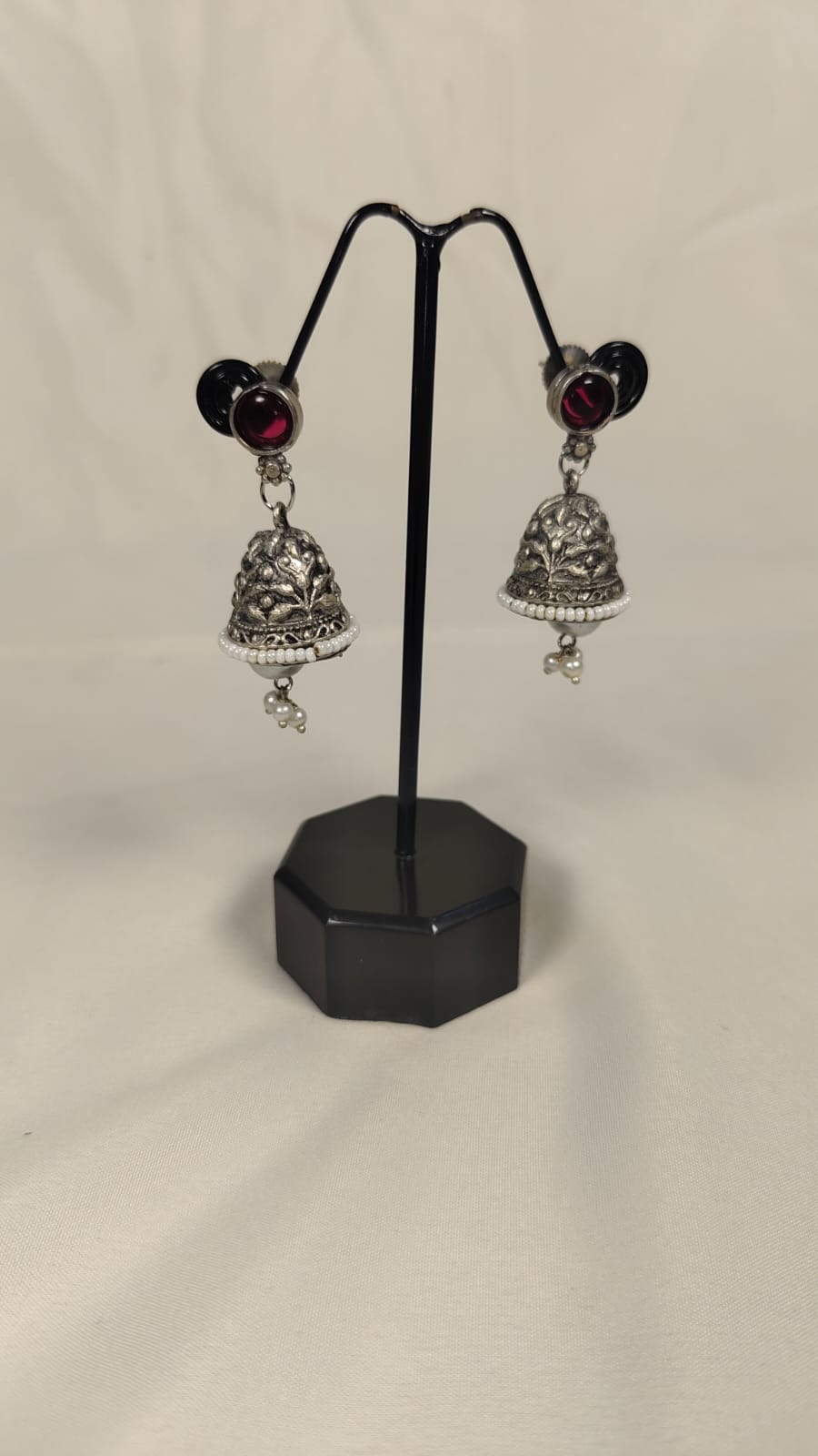Jhumki with pearl drop